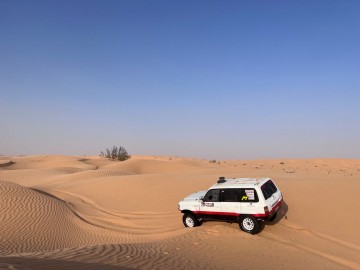 Klasyczny Land Cruiser wystartuje w Dakarze